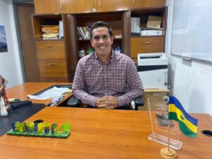 Lee más sobre el artículo Concejal Luis Aguilar intensifica jornadas de fumigación en el municipio Baruta